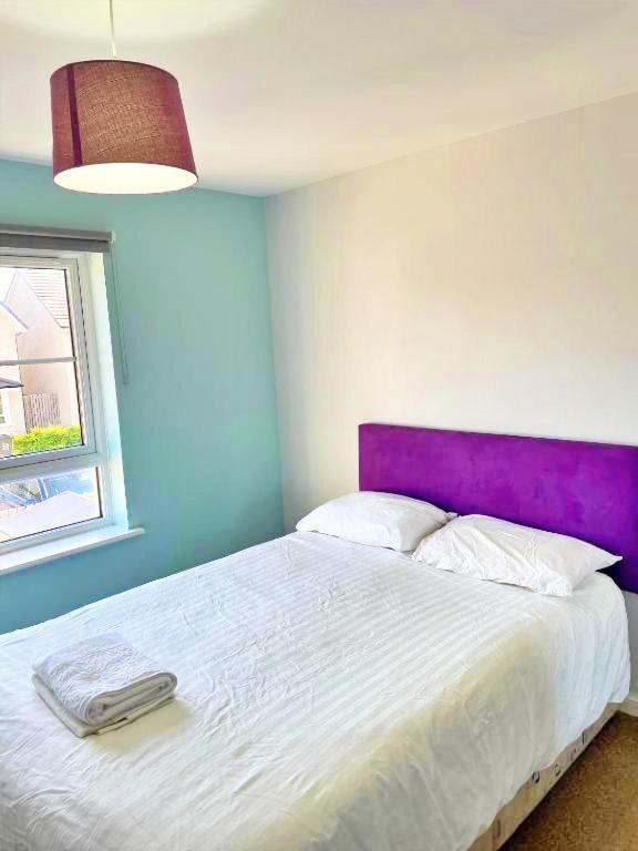 Newbuild - 3 Bedrooms, 2 Baths,5 Mins From Airport Ferienhaus